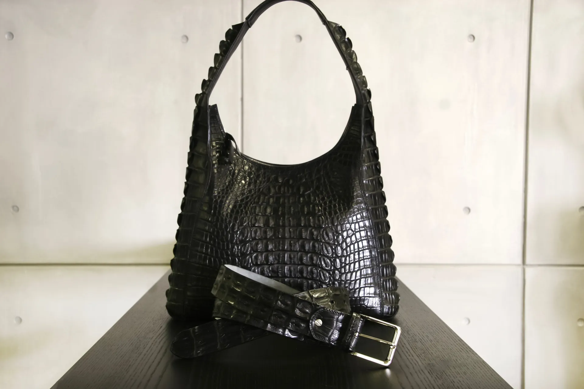 Louis Vuitton Neverfull MM Monogram — 2