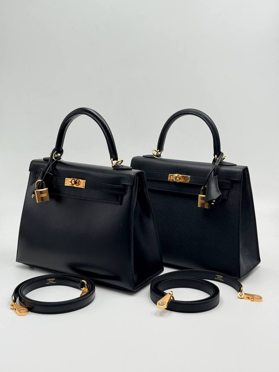 Hermès Kelly 25 Sellier Noir Box calf with gold lock, clochette and strap — 2